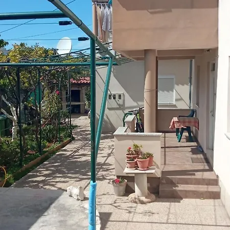 Apartment Meri- Near The Main Bus Station *
